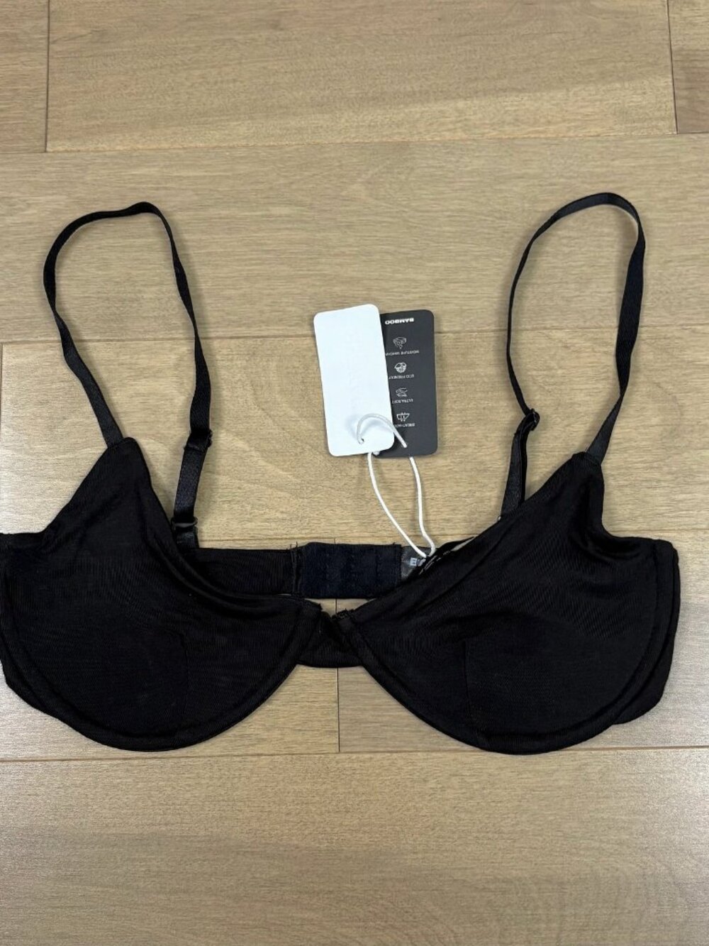 BAMBOO black bra size Small  NWT